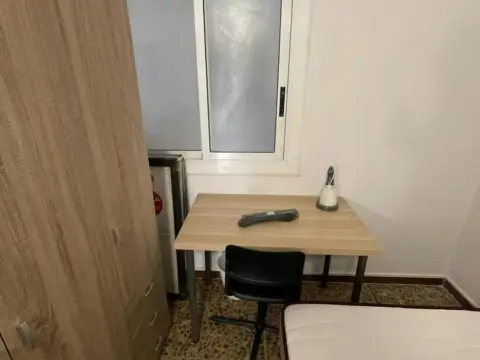 Habitación en El Camp d'en Grassot-Gràcia Nova