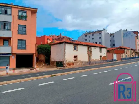 Casa en Ctra. Astorga