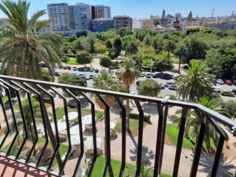 Piso en calle >Pg. de Lalbereda, nº >