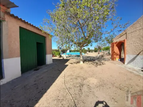 Finca rústica en Ctra. Minaya