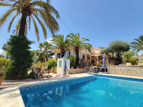 Chalet en Ciudad Quesada