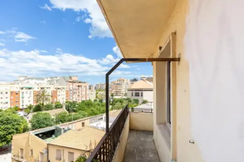 Piso en calle >Carrer Dagustín Lara, nº >