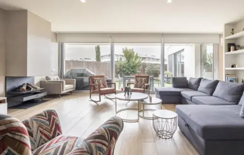 Casa pareada en calle >C. del Camino Ancho I, nº >