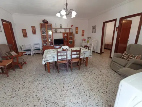 Chalet en calle C- Playa de Las Tres Piedras