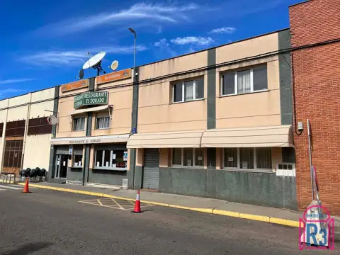 Local comercial en calle de San Isidro