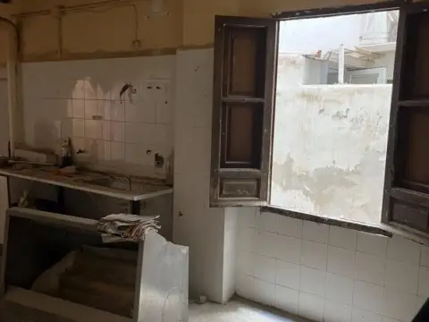Local comercial en calle >C- Carmen, nº >