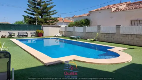 Casa pareada en Playa Sector La Bomba