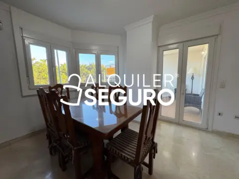 Departamento en alquiler con baja de precio en Huelin-La Princesa-Jardín de la Abadía