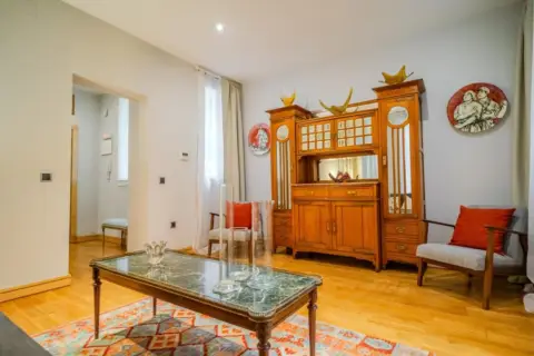 Estudio en calle C. de los Estudios, nº 5