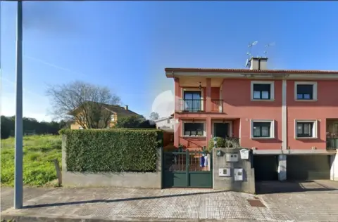 Casa adosada en Lugar Piñeiro, 62