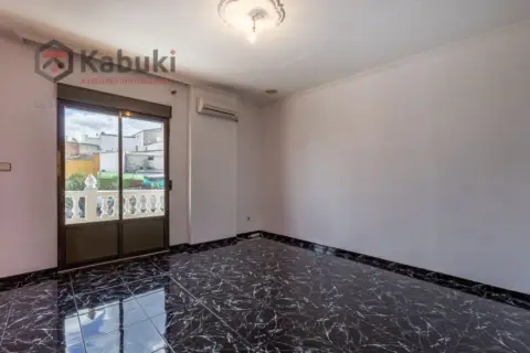 Piso en calle Br de La Almona, nº 29