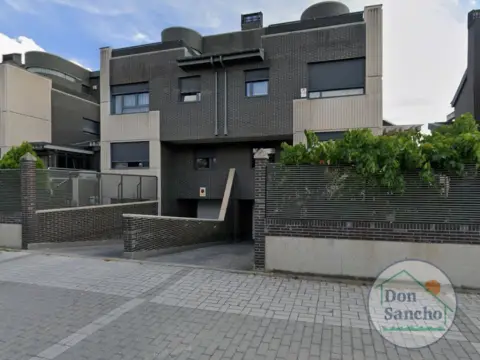 Casa pareada en El Peral