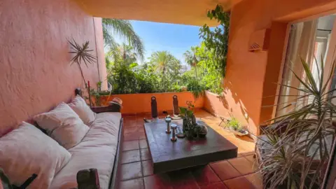 Apartamento en Lomas de Marbella Club-Puente Romano