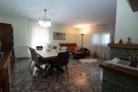 Chalet en Escàs