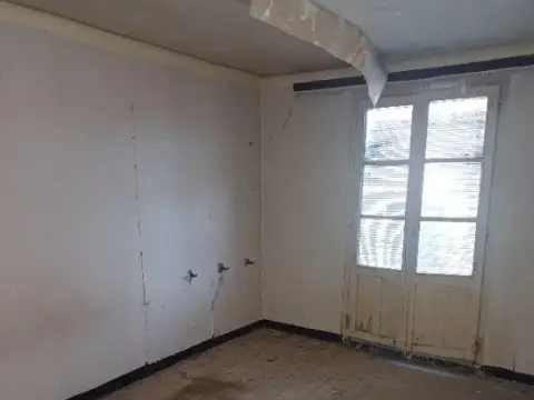 Casa en calle de Santiago Adam