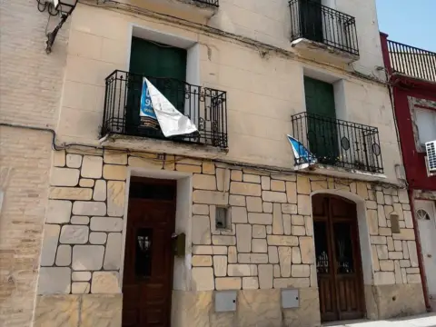 Casa en calle de Santiago Adam