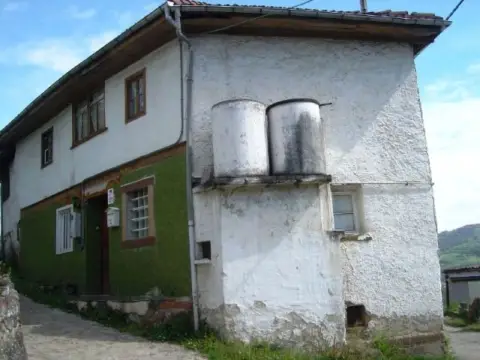 Casa en calle El Felgueroso