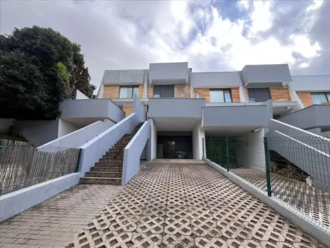 Casa en calle Polo Sur