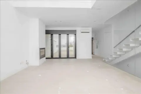 Casa en calle Polo Sur