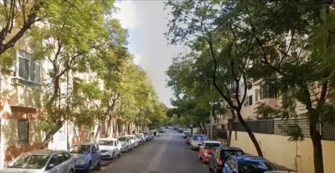 Casa en Avenida Puerta del Sur (Urbanización Blegamar)