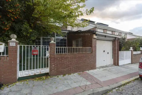 Casa en calle Lago Sanabria