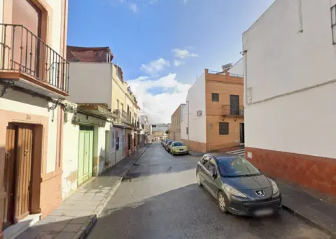 Casa en calle de Dolores Casado