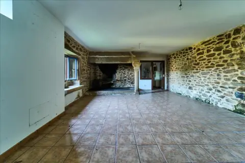 Casa en calle Fontemourente