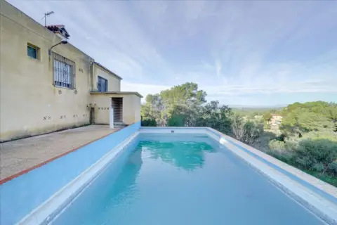 Casa en Urbanización Horquera