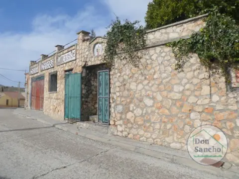 Casa en Olivares de Duero