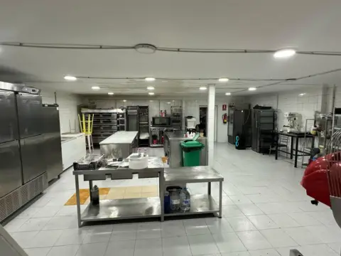 Nave industrial en Casco Antiguo