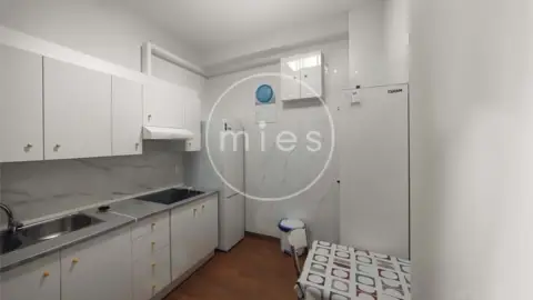Local comercial en Plaza San Pascual