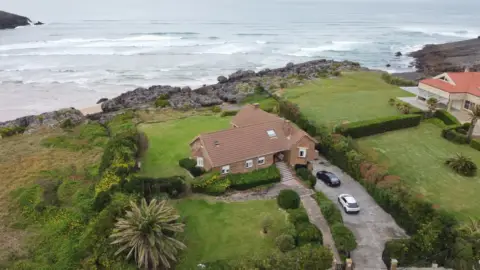 Casa en calle de Rucieras