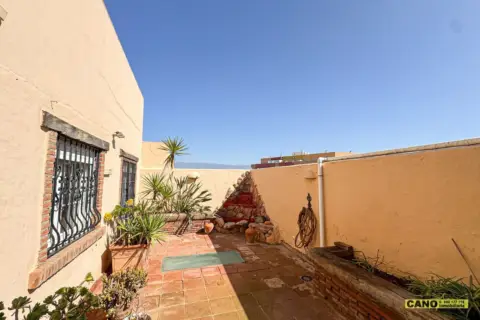 Casa en calle de Antas