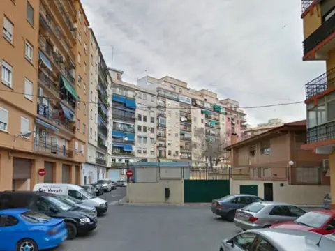 Piso en Plaza del Ceramista Gimeno