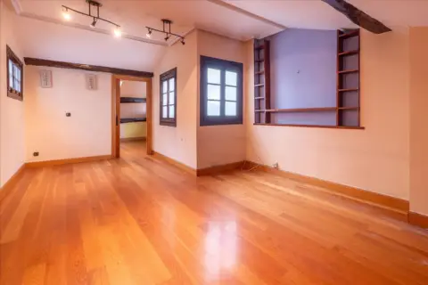 Piso en calle Urdaneta