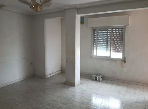 Piso en calle de la Cruz