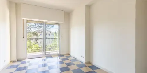 Piso en calle de Soledad Cazorla