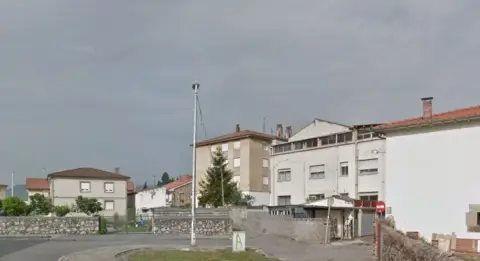 Pis – Torrelavega, Barrio Tronquerías, El Valle