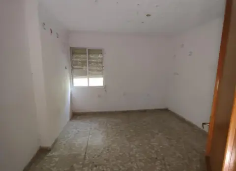 Piso en calle de Montesa