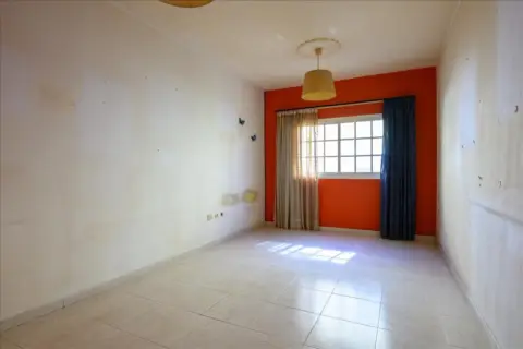 Piso en calle Beñesmén