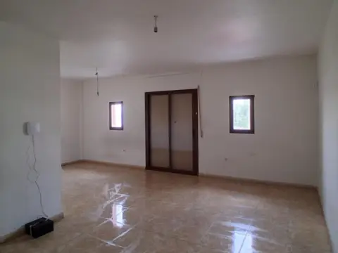 Piso en calle 12 De Octubre