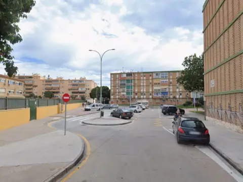 Piso en Plaza Cesar Alvarez Dumont. Edificio Biznaga