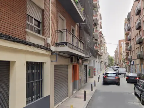 Piso en calle de Álvarez Quintero