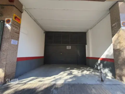 Garage in Carrer de Pablo Iglesias, 21