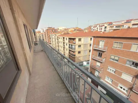 Piso en Carmelitas-Oeste