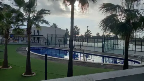 Piso en calle Avenida del Medierraneo, 33