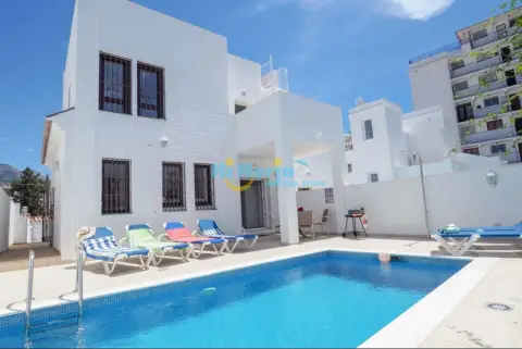 Casa en Nueva Nerja-Burriana