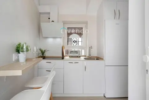 Piso en calle de la Clarina Cobarrubias