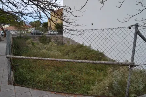 Terreno en Avenida Canarias