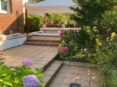 Casa en calle de Joaquín Cayón